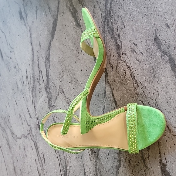 MARC FISHER Rhinestone Embellished Slingback Heels Peridot Green size 8M - Picture 6 of 13